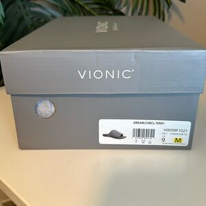 Vionic Slippers women’s size 9